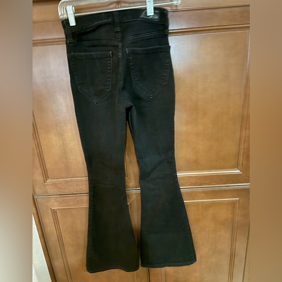 Hollister Women's high-rise flare Black Jeans - Picture 6 of 6